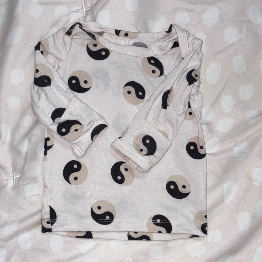 Forever French bamboo Yin Yang Baby Long Sleeve